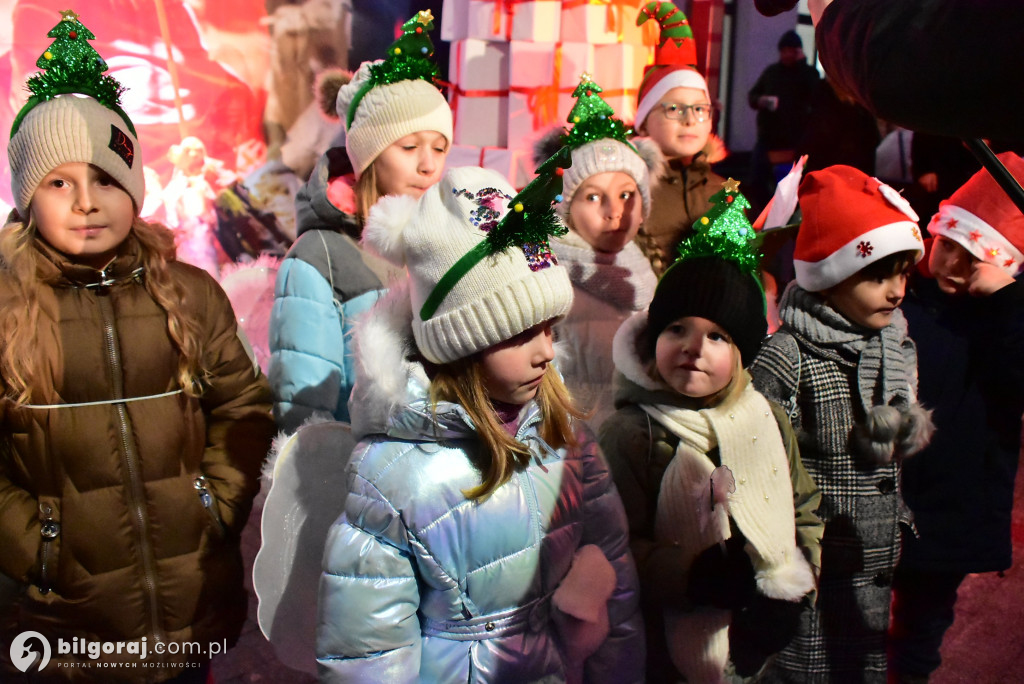 Świąteczna wieczorynka w Księżpolu: Integracja i Kolędowanie z KGW Złote Nitki