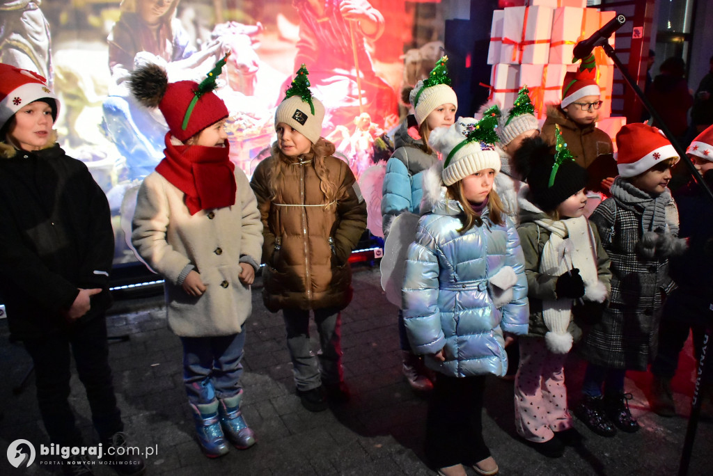 Świąteczna wieczorynka w Księżpolu: Integracja i Kolędowanie z KGW Złote Nitki