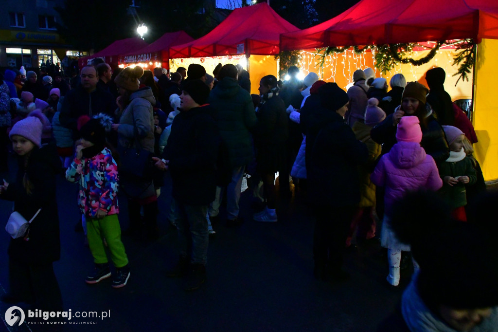 Taniec, teatr i świąteczne lampki: Mikołajki w Goraju