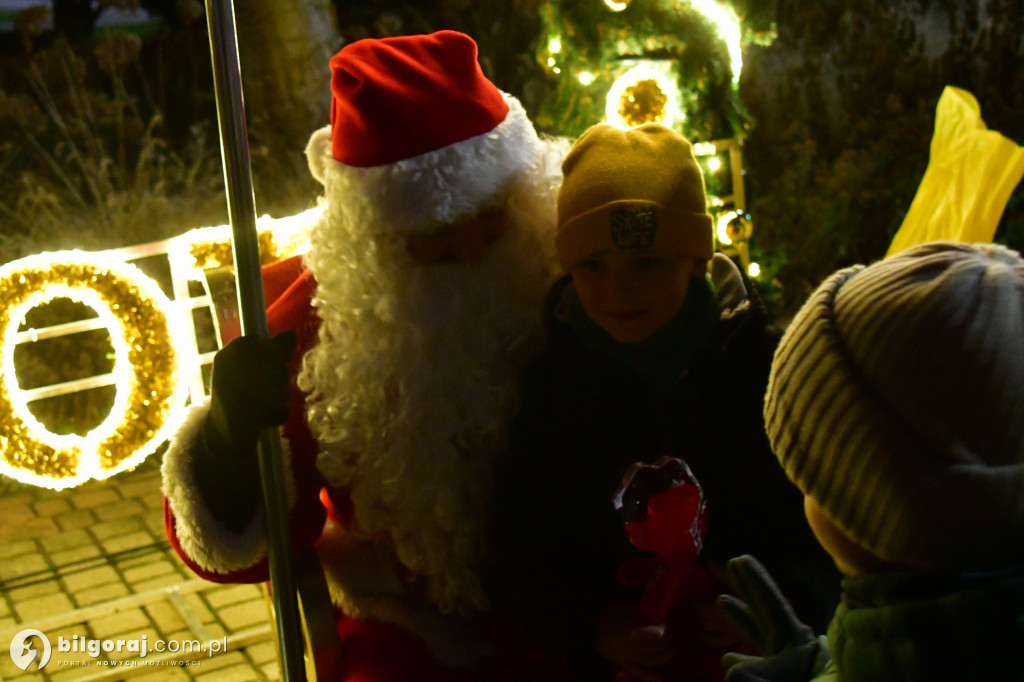 Taniec, teatr i świąteczne lampki: Mikołajki w Goraju