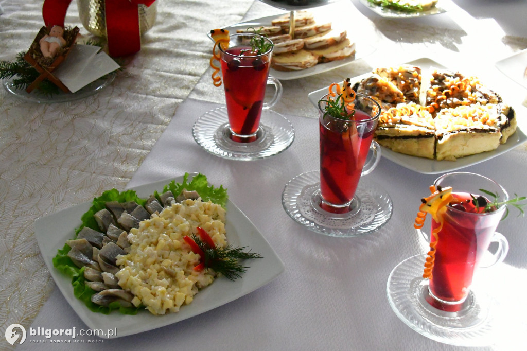 Karp, barszcz i... piernik marchewkowy: Świąteczne propozycje uczniów ZSZiO