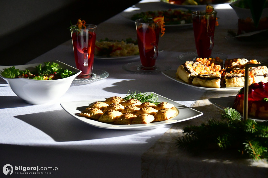 Karp, barszcz i... piernik marchewkowy: Świąteczne propozycje uczniów ZSZiO