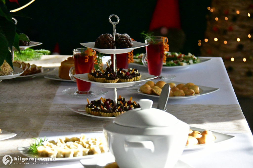 Karp, barszcz i... piernik marchewkowy: Świąteczne propozycje uczniów ZSZiO