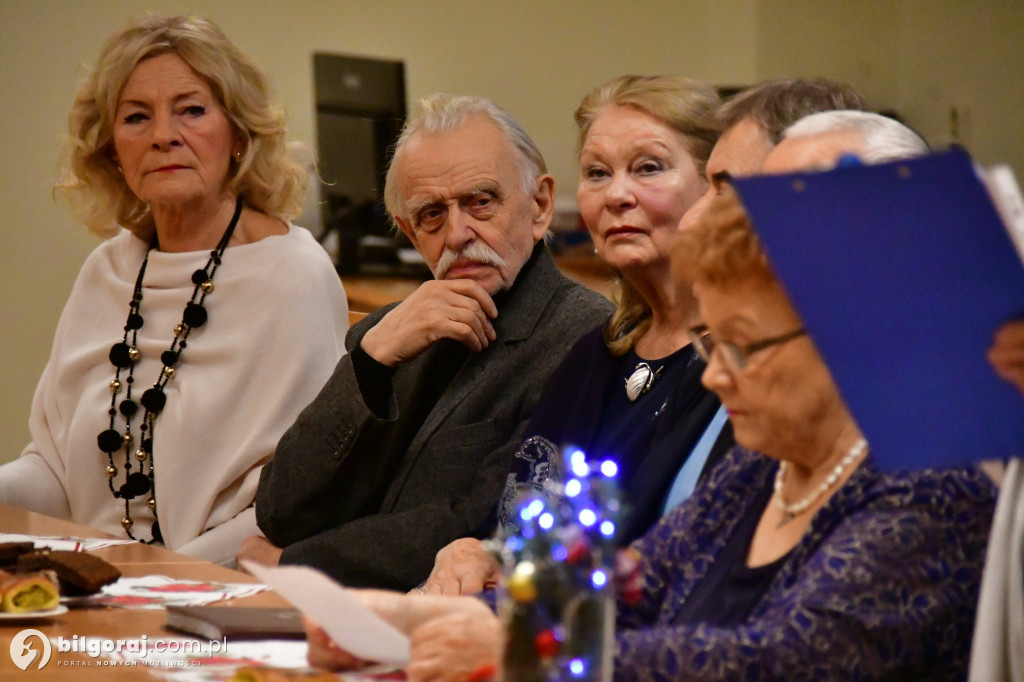Relacja ze spotkania opłatkowego biłgorajskiego Uniwersytetu Trzeciego Wieku