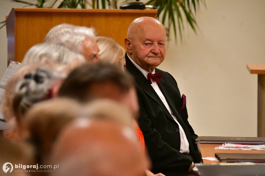 Relacja ze spotkania opłatkowego biłgorajskiego Uniwersytetu Trzeciego Wieku