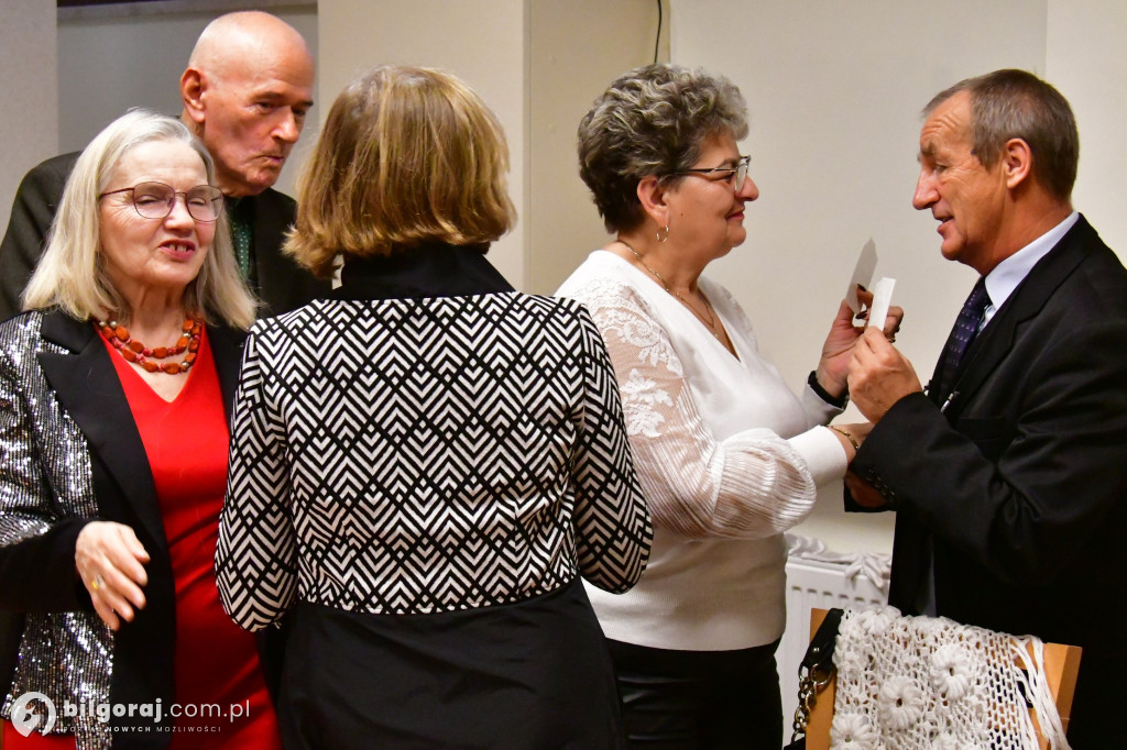 Relacja ze spotkania opłatkowego biłgorajskiego Uniwersytetu Trzeciego Wieku