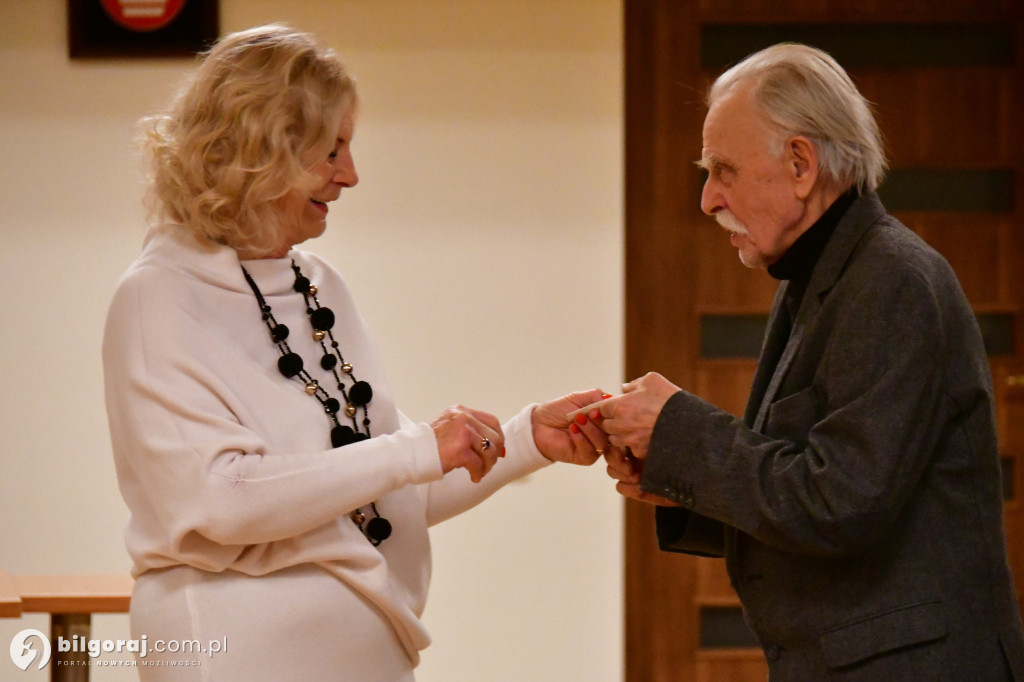 Relacja ze spotkania opłatkowego biłgorajskiego Uniwersytetu Trzeciego Wieku