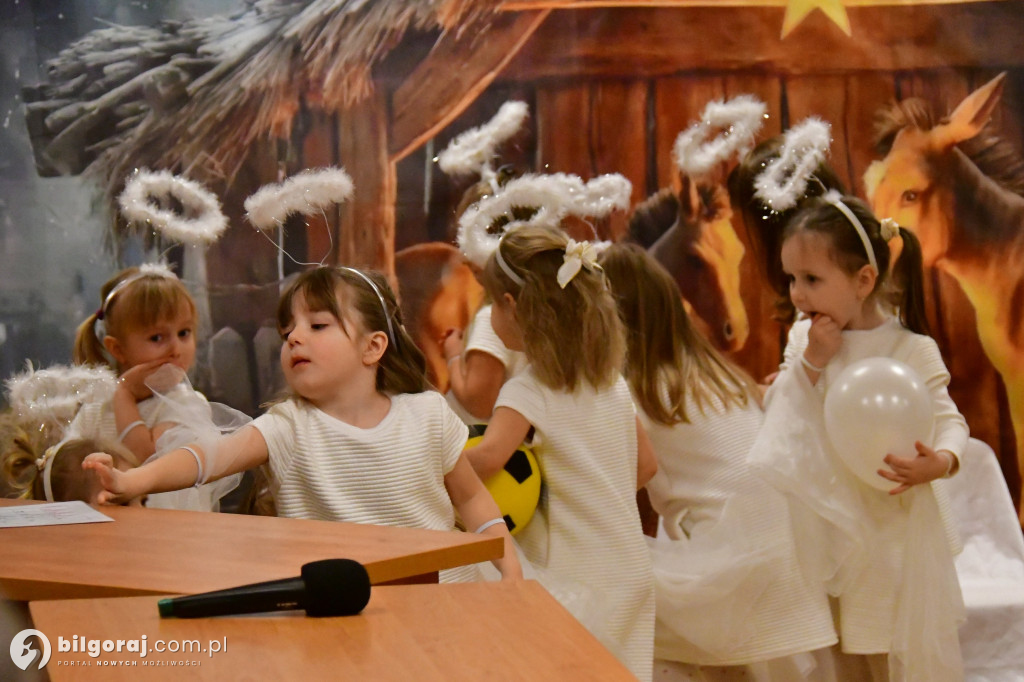 Jasełka w ratuszu: Przedszkolaki gościły na sesji Rady Miasta