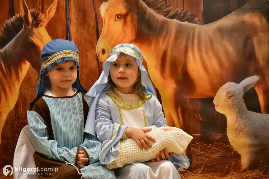 Jasełka w ratuszu: Przedszkolaki gościły na sesji Rady Miasta