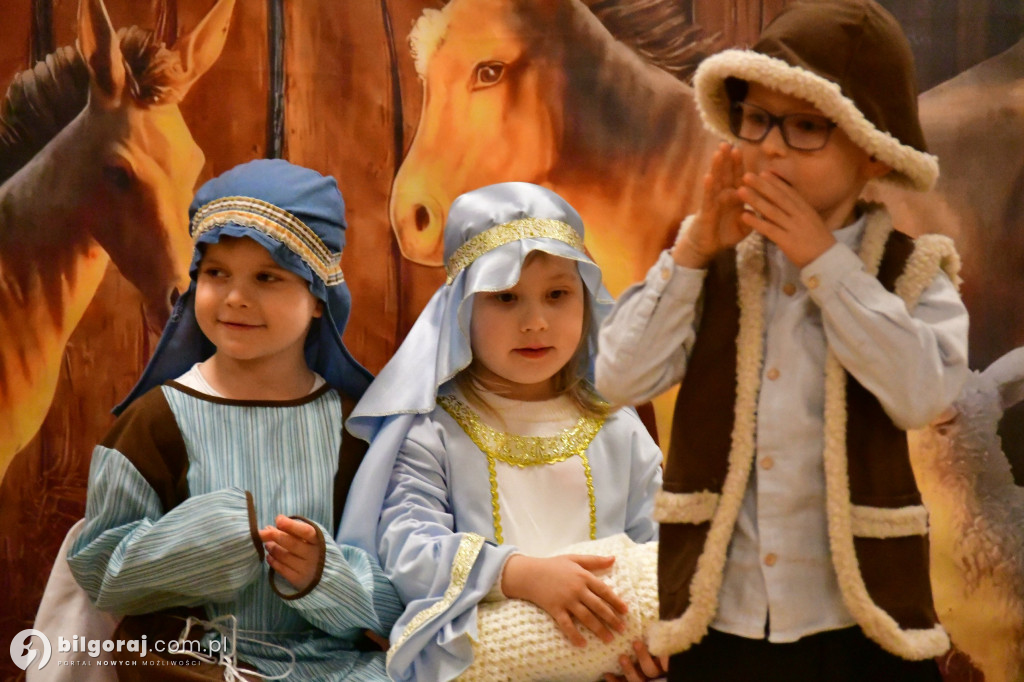 Jasełka w ratuszu: Przedszkolaki gościły na sesji Rady Miasta