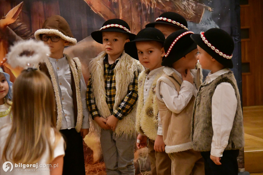 Jasełka w ratuszu: Przedszkolaki gościły na sesji Rady Miasta