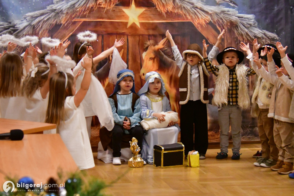 Jasełka w ratuszu: Przedszkolaki gościły na sesji Rady Miasta