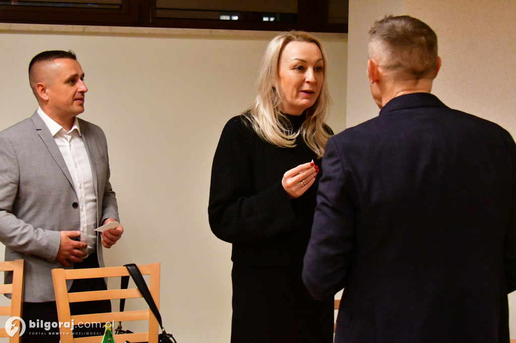 Opłatek w Radzie Miasta Biłgoraja: Wspólna modlitwa i życzenia