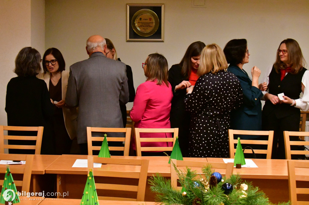 Opłatek w Radzie Miasta Biłgoraja: Wspólna modlitwa i życzenia
