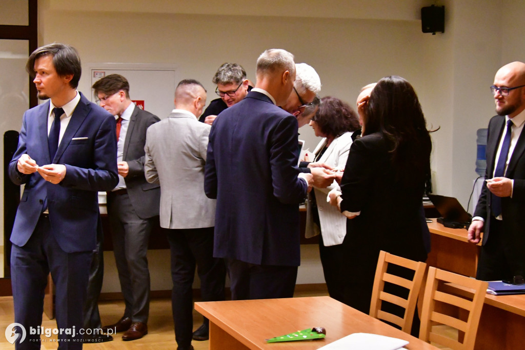 Opłatek w Radzie Miasta Biłgoraja: Wspólna modlitwa i życzenia