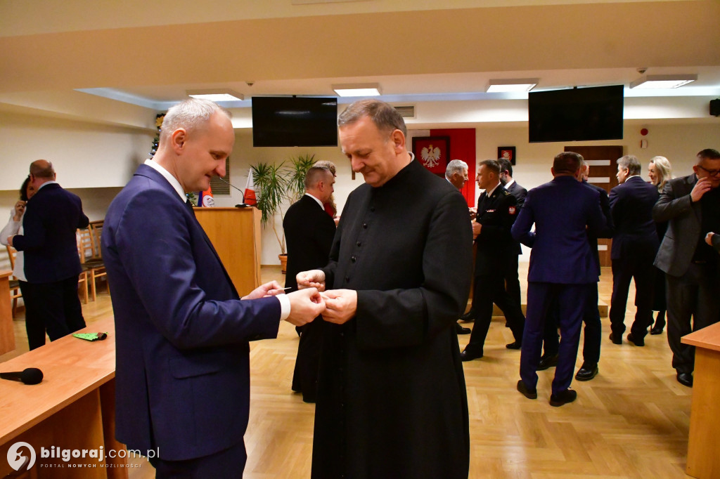 Opłatek w Radzie Miasta Biłgoraja: Wspólna modlitwa i życzenia