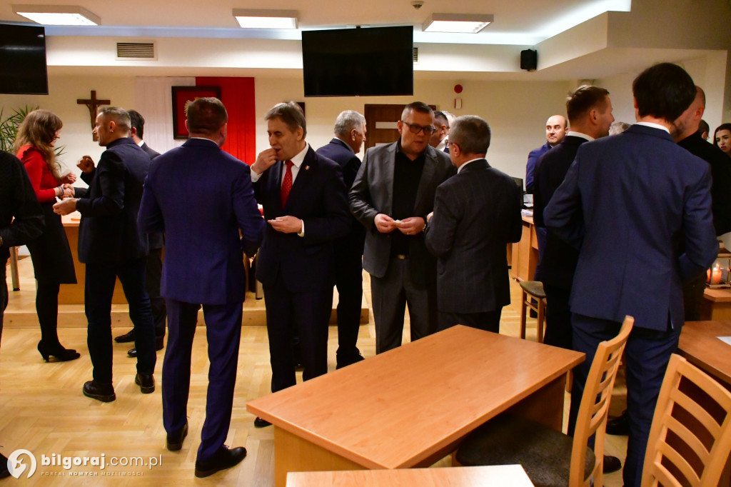 Opłatek w Radzie Miasta Biłgoraja: Wspólna modlitwa i życzenia