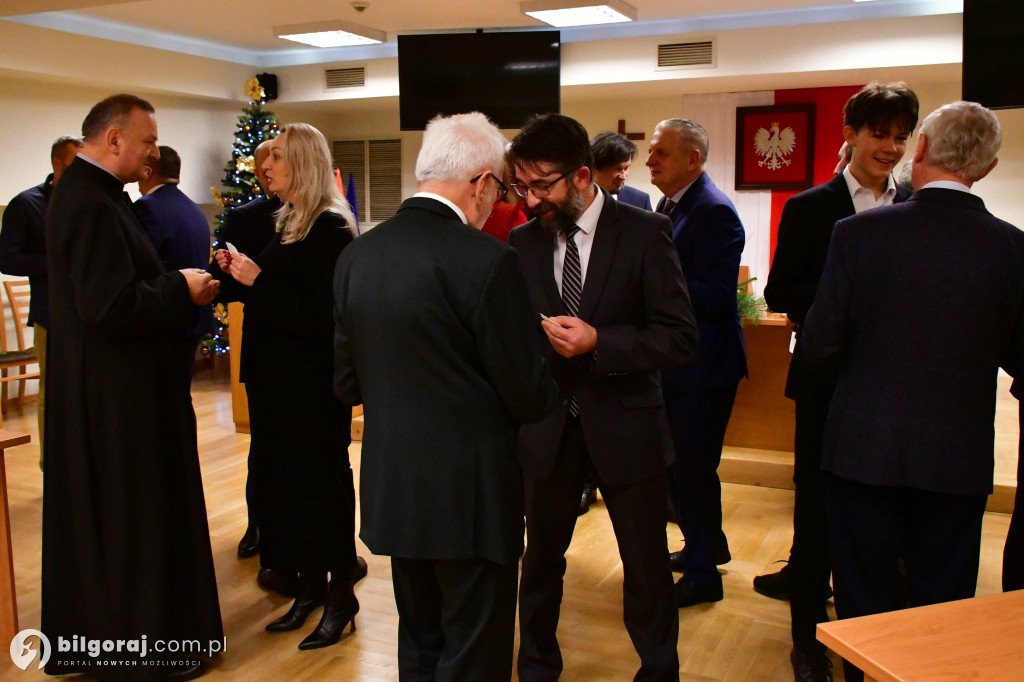 Opłatek w Radzie Miasta Biłgoraja: Wspólna modlitwa i życzenia