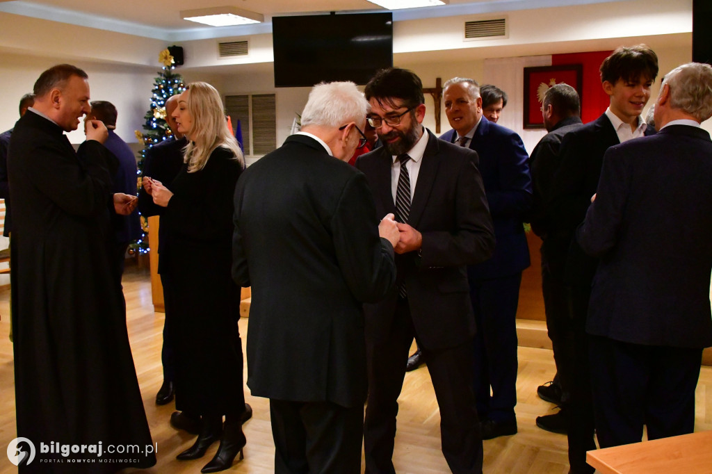 Opłatek w Radzie Miasta Biłgoraja: Wspólna modlitwa i życzenia