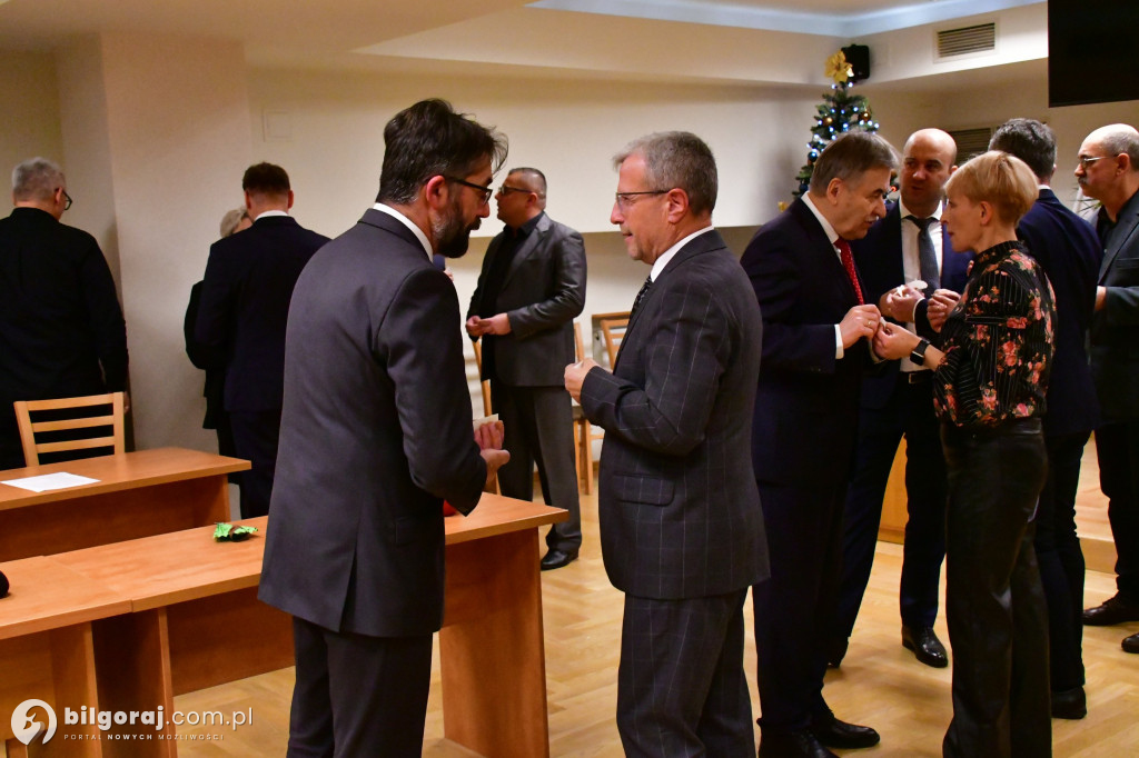 Opłatek w Radzie Miasta Biłgoraja: Wspólna modlitwa i życzenia