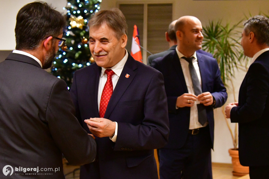 Opłatek w Radzie Miasta Biłgoraja: Wspólna modlitwa i życzenia