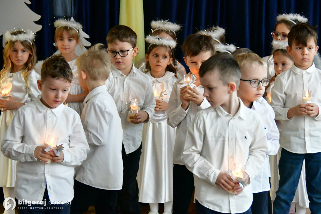 Małe aniołki i pastuszkowie. Jasełka w Samorządowym Przedszkolu Nr 3