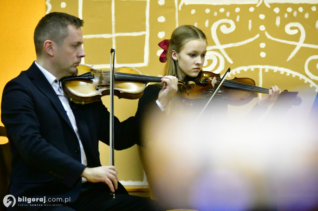 Tradycja w nowoczesnych aranżacjach. Świąteczny wieczór w PSM w Biłgoraju
