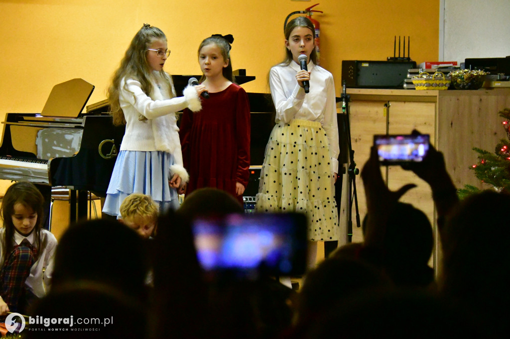 Tradycja w nowoczesnych aranżacjach. Świąteczny wieczór w PSM w Biłgoraju