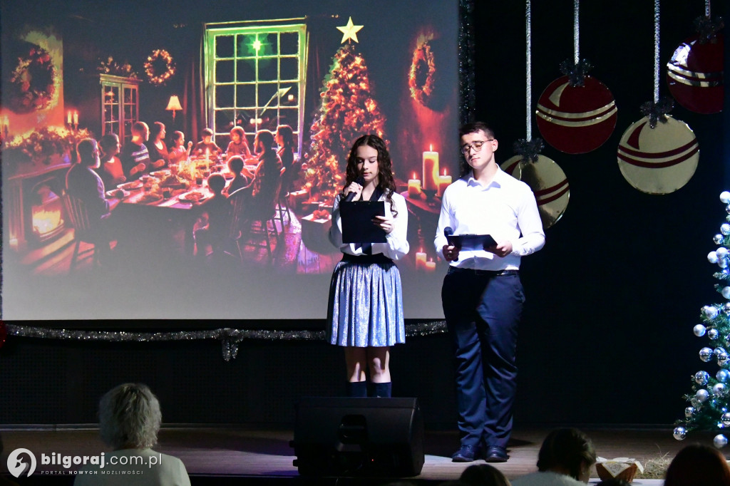 Stypendia Starosty Biłgorajskiego dla uczniów I LO im. ONZ