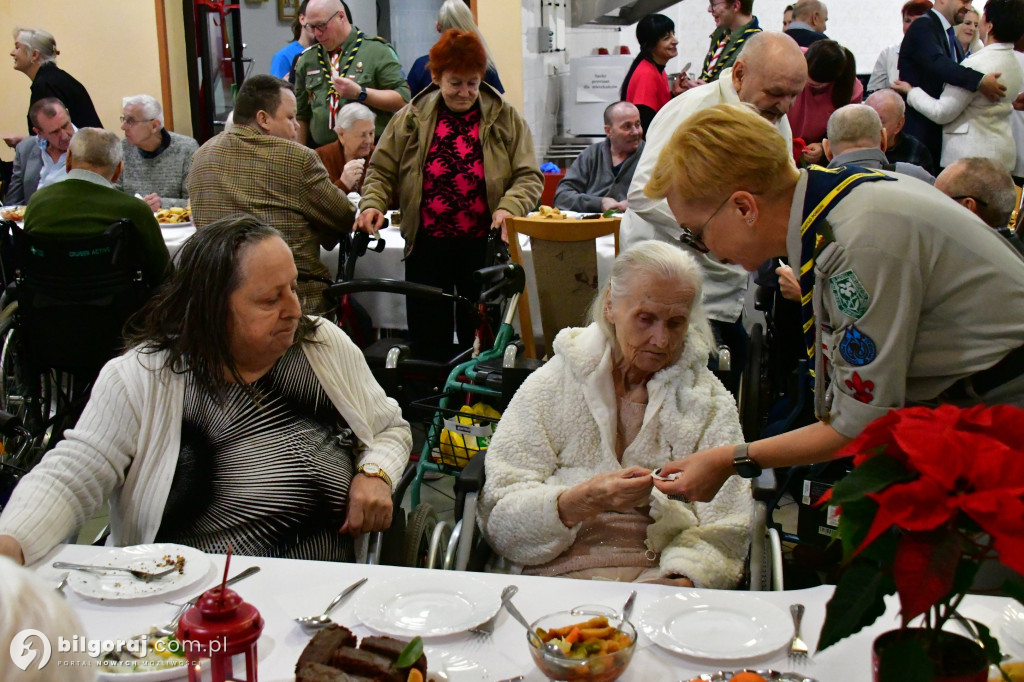 Jasełka, opłatek i modlitwa. Wyjątkowy wieczór wigilijny DPS dla Kombatantów