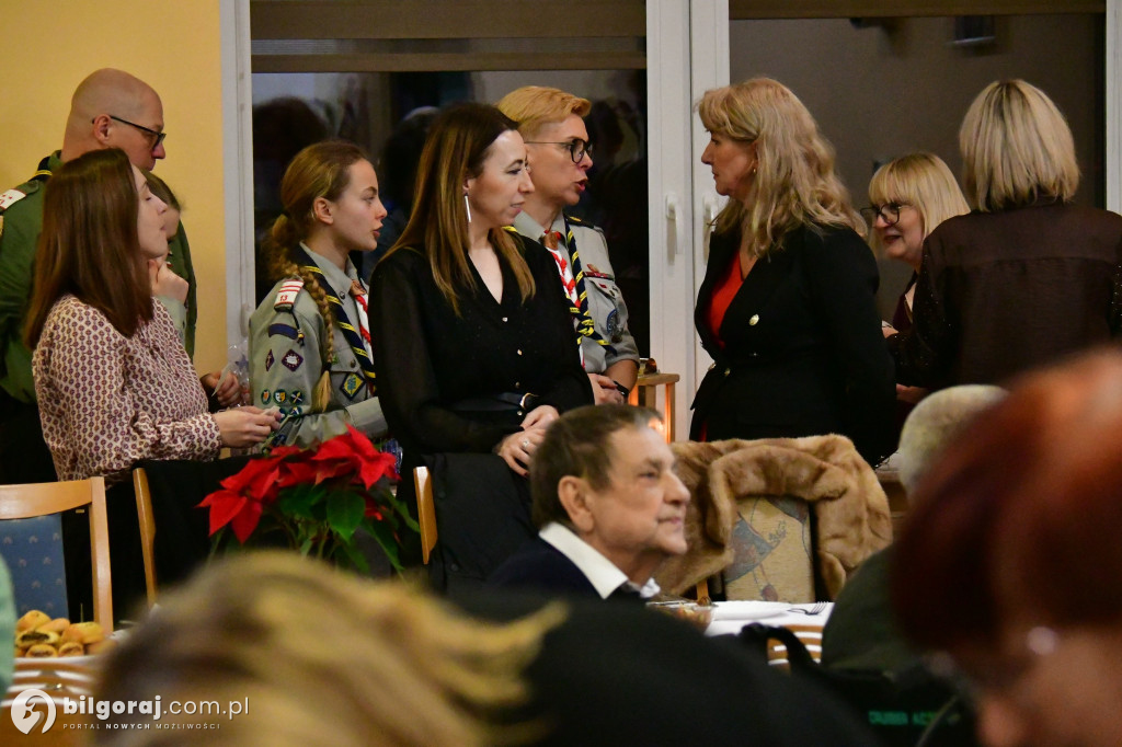 Jasełka, opłatek i modlitwa. Wyjątkowy wieczór wigilijny DPS dla Kombatantów