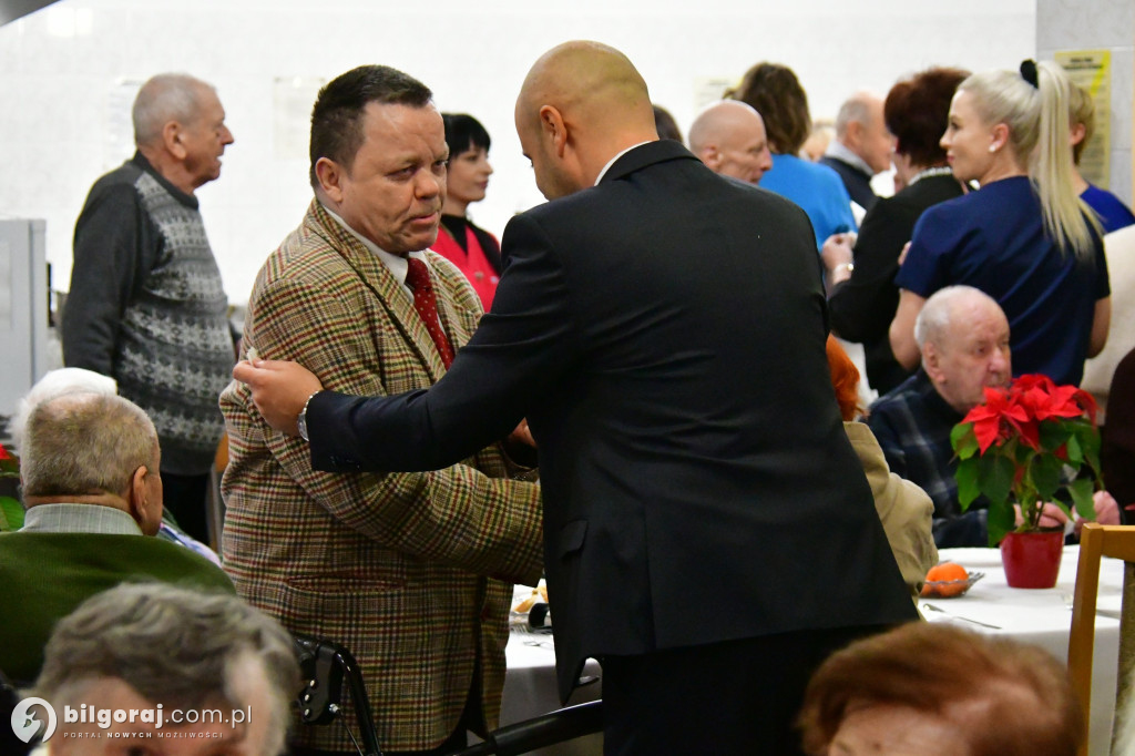 Jasełka, opłatek i modlitwa. Wyjątkowy wieczór wigilijny DPS dla Kombatantów