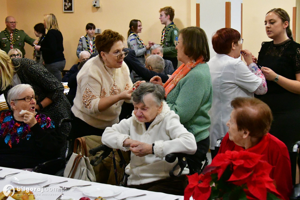 Jasełka, opłatek i modlitwa. Wyjątkowy wieczór wigilijny DPS dla Kombatantów