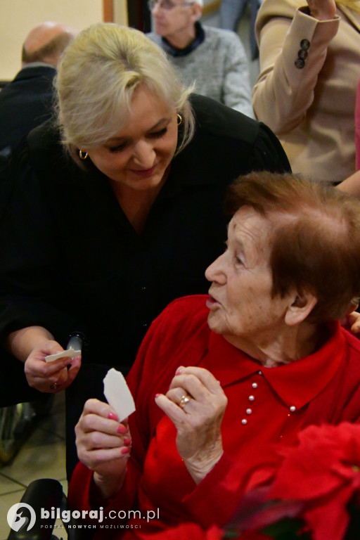 Jasełka, opłatek i modlitwa. Wyjątkowy wieczór wigilijny DPS dla Kombatantów