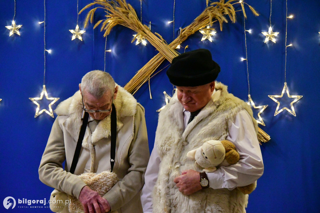 Jasełka, opłatek i modlitwa. Wyjątkowy wieczór wigilijny DPS dla Kombatantów