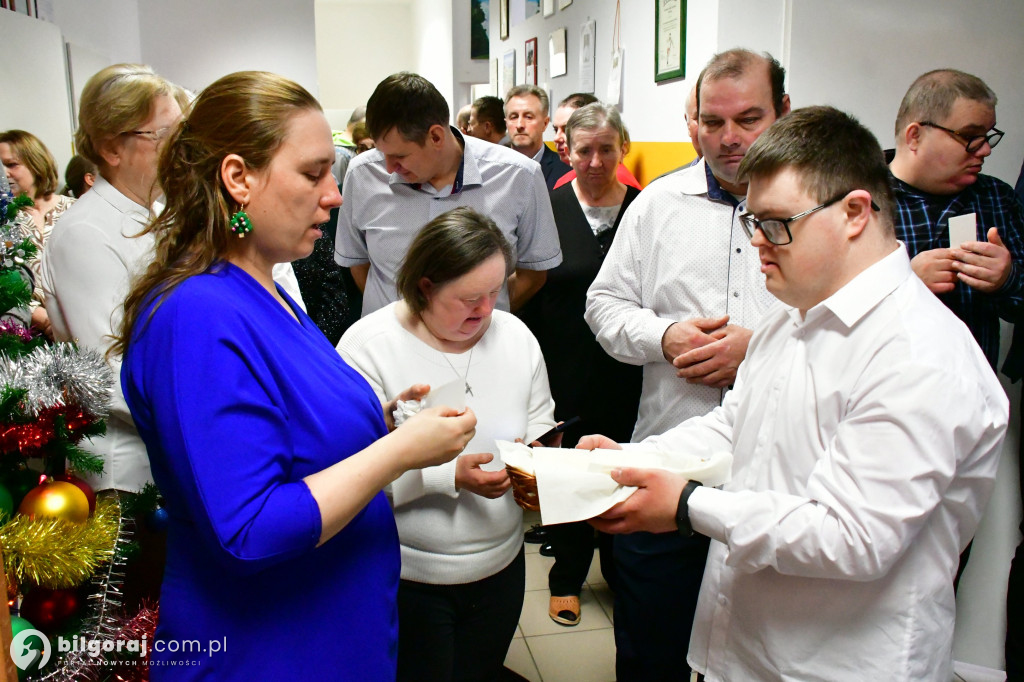 W duchu miłości i szacunku – wyjątkowa wigilia społeczności WTZ w Biszczy
