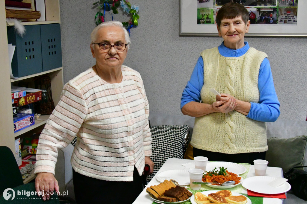 Wigilia otwarta dla każdego. Biłgorajski PCK zadbał, by każdy miał miejsce przy stole