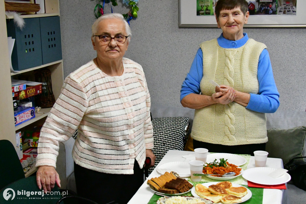 Wigilia otwarta dla każdego. Biłgorajski PCK zadbał, by każdy miał miejsce przy stole