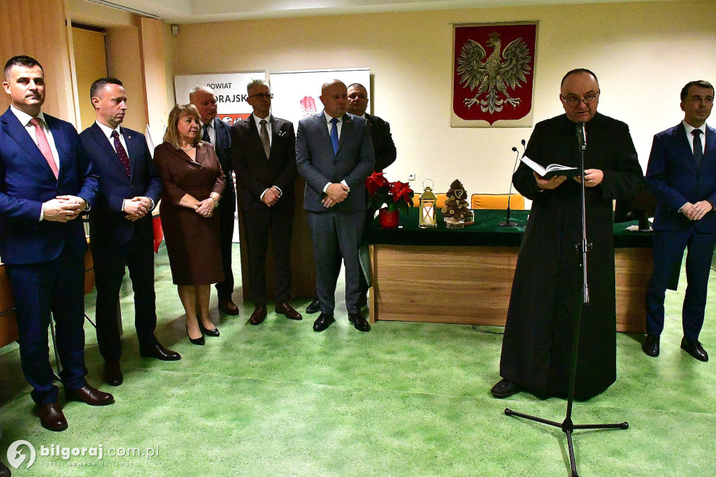 Doceniajmy obecność drugiego człowieka. Świąteczne spotkanie Rady Powiatu w Biłgoraju