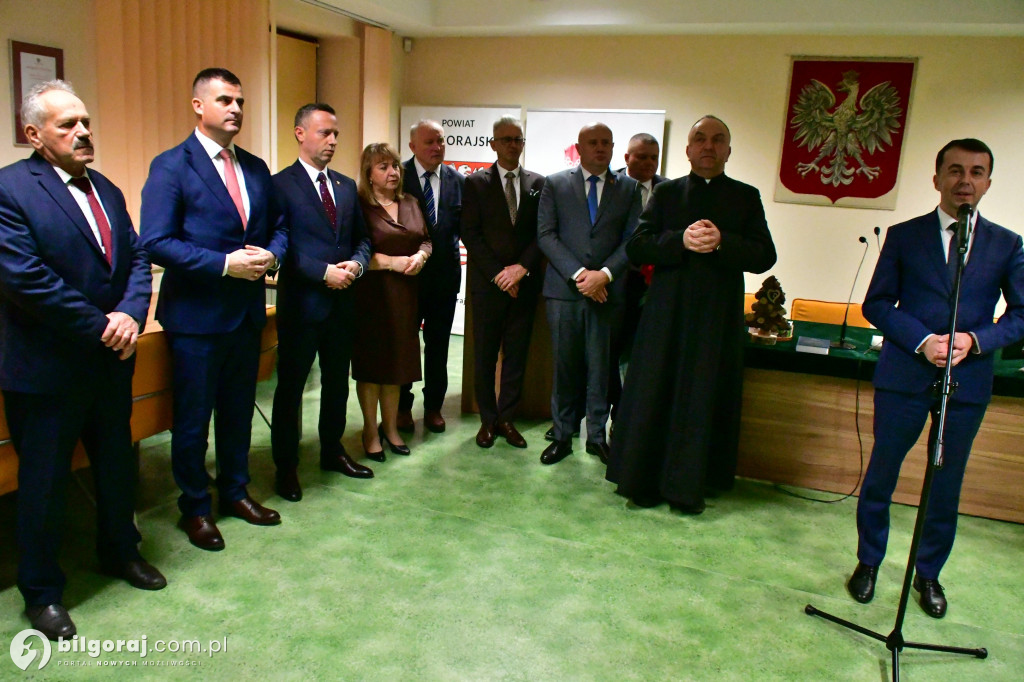 Doceniajmy obecność drugiego człowieka. Świąteczne spotkanie Rady Powiatu w Biłgoraju