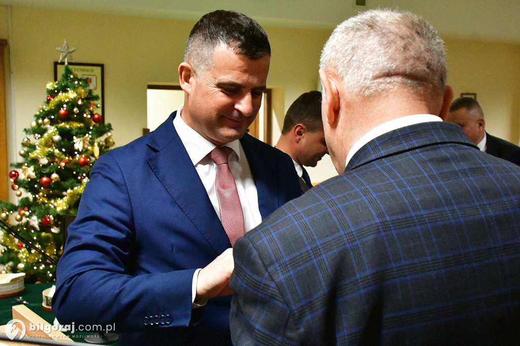 Doceniajmy obecność drugiego człowieka. Świąteczne spotkanie Rady Powiatu w Biłgoraju