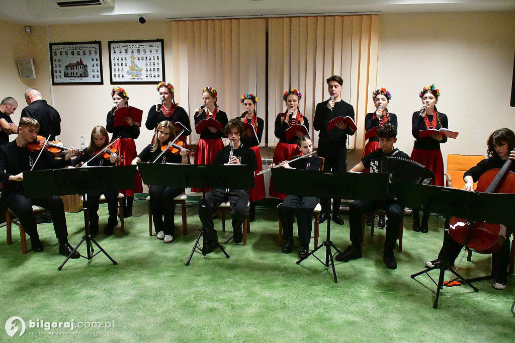 Doceniajmy obecność drugiego człowieka. Świąteczne spotkanie Rady Powiatu w Biłgoraju