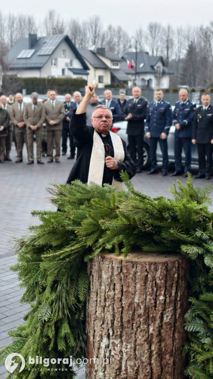 Ze stuletniego budynku do nowoczesności. Leśnicy z Józefowa mają nową siedzibę