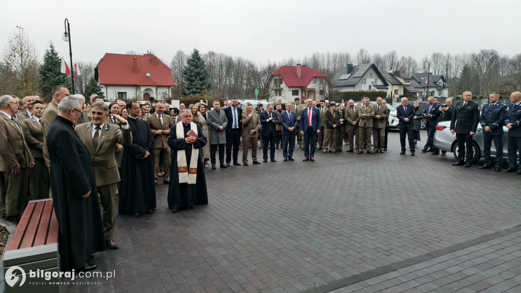 Ze stuletniego budynku do nowoczesności. Leśnicy z Józefowa mają nową siedzibę
