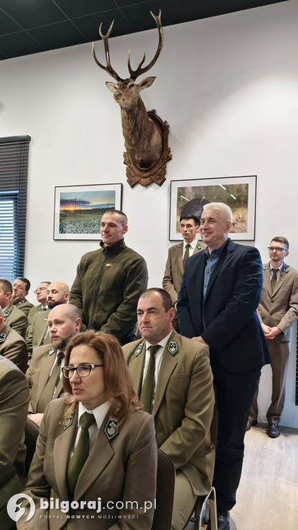 Ze stuletniego budynku do nowoczesności. Leśnicy z Józefowa mają nową siedzibę