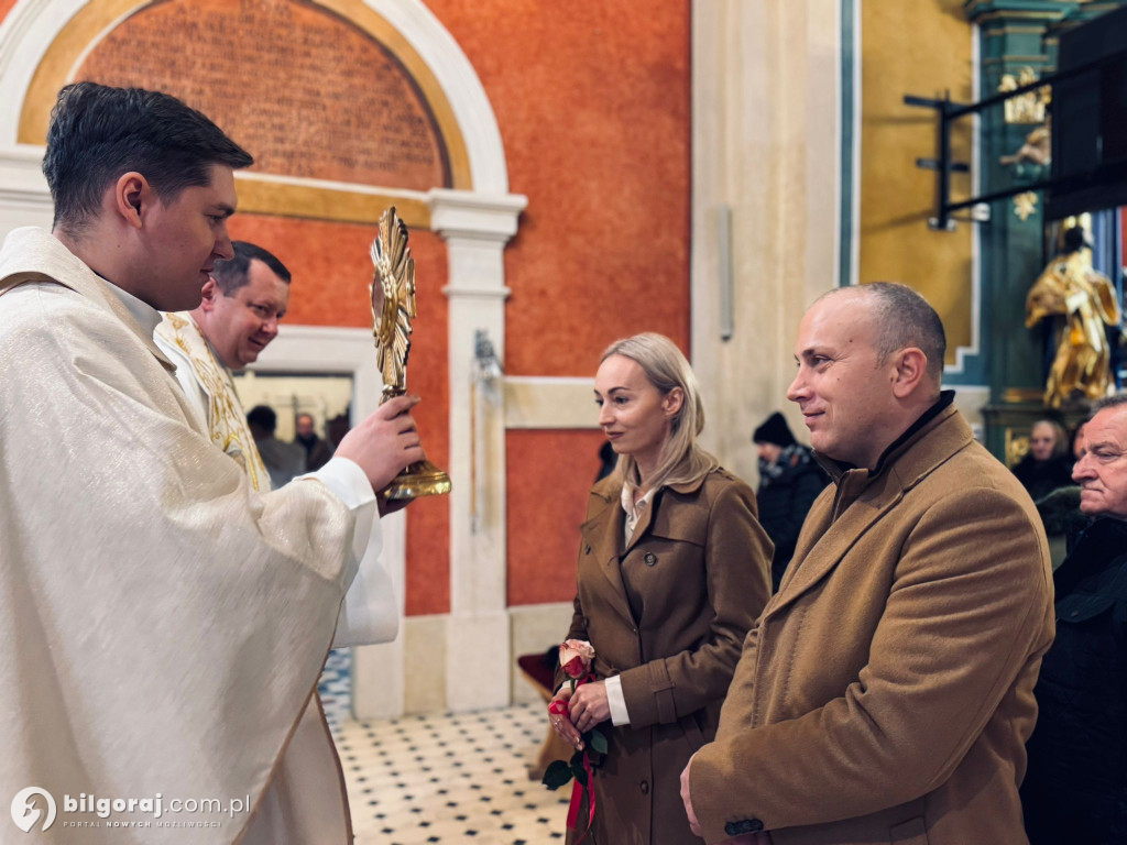 Tak po raz kolejny. Małżonkowie odnawiają przyrzeczenia w wyjątkowe święto
