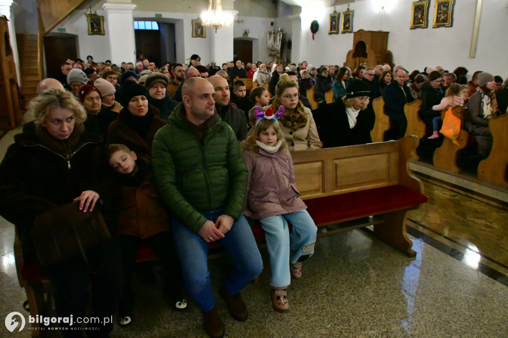 Łukowa w blasku Betlejemskiej Gwiazdy. Wielkie spotkanie opłatkowe mieszkańców