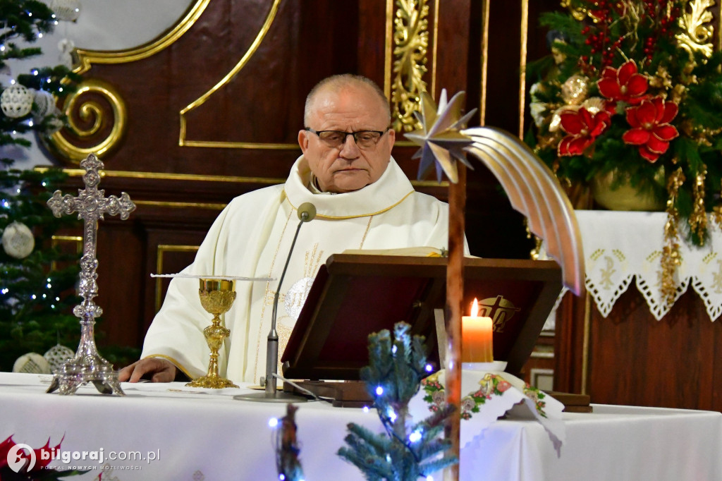 Łukowa w blasku Betlejemskiej Gwiazdy. Wielkie spotkanie opłatkowe mieszkańców