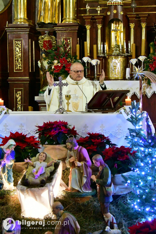 Łukowa w blasku Betlejemskiej Gwiazdy. Wielkie spotkanie opłatkowe mieszkańców