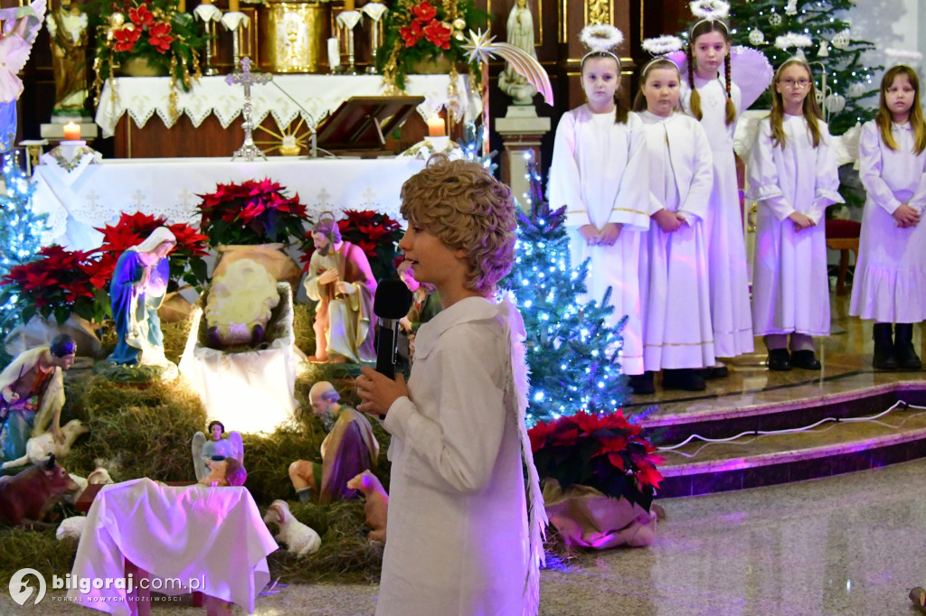 Łukowa w blasku Betlejemskiej Gwiazdy. Wielkie spotkanie opłatkowe mieszkańców